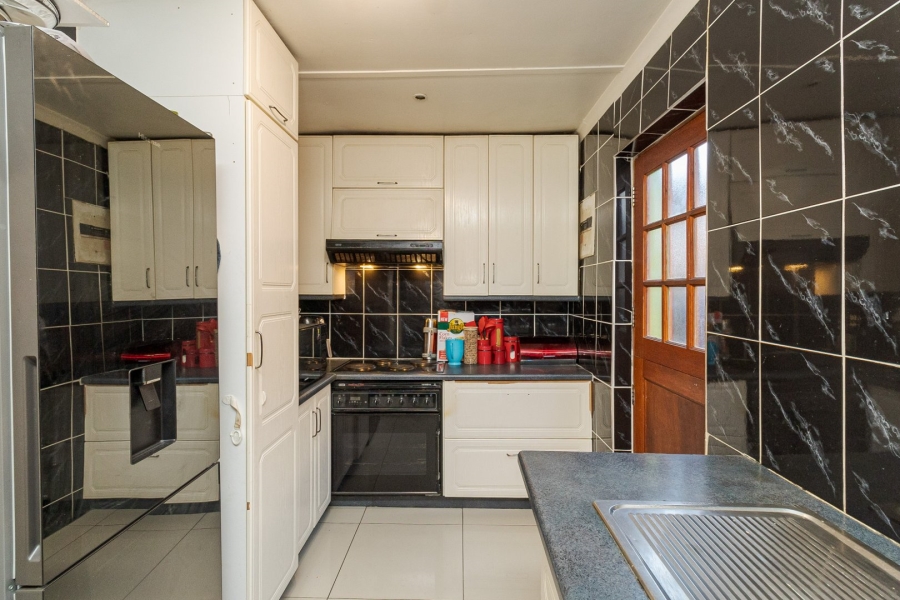 2 Bedroom Property for Sale in Belhar Western Cape